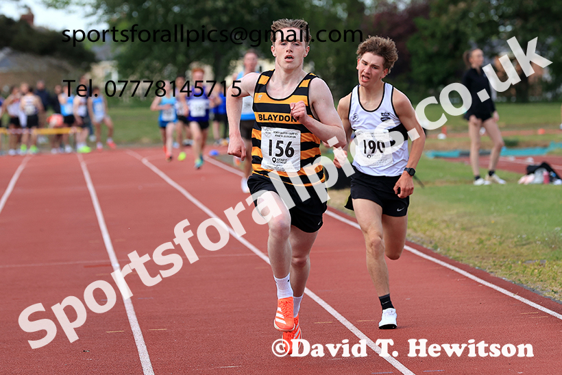 The 3000 metres, 2025 NEGP No 2, Monkton Stadium, Wednesday, May 28th. Photo: David T. Hewitson/Sports for All Pics